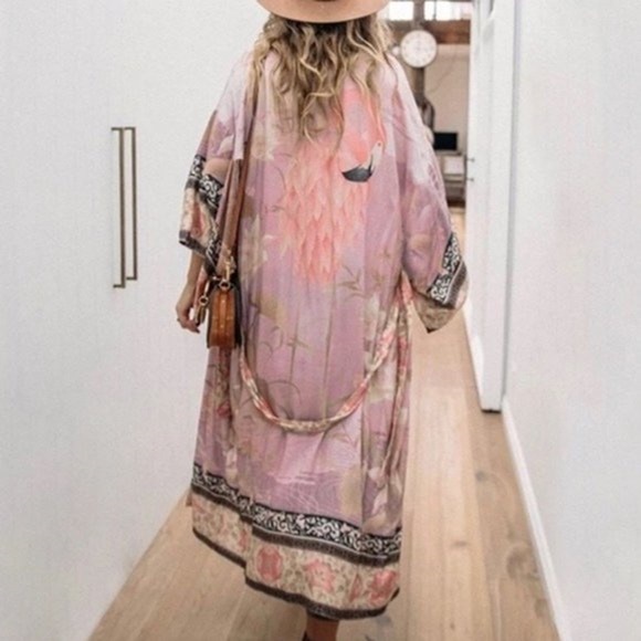 SOLD -Vintage-Inspired Boutique Brand Kimono, Pink Flamingos, soft & Flowy, OS - Picture 4 of 5